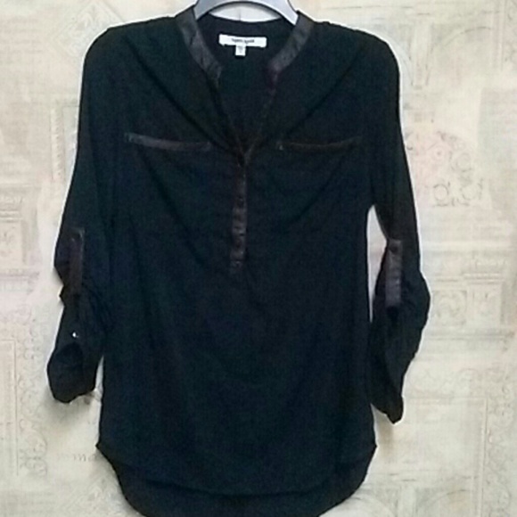 Daniel Rainn Tops - Daniel Rainn Blouse